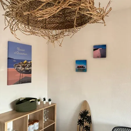 T2 Boho Pres Du דירה