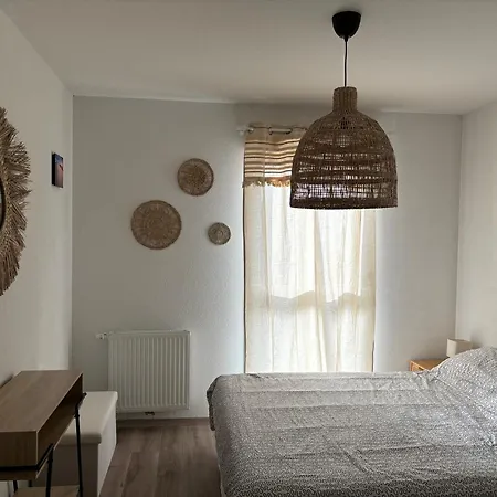 T2 Boho Pres Du Apartment *